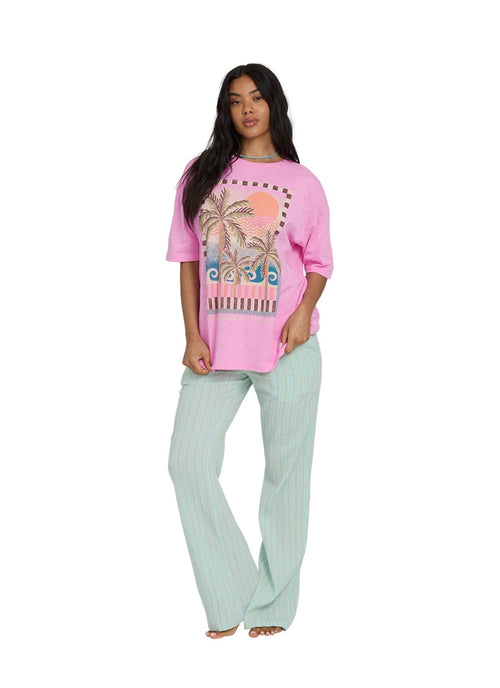 feel the heat tee