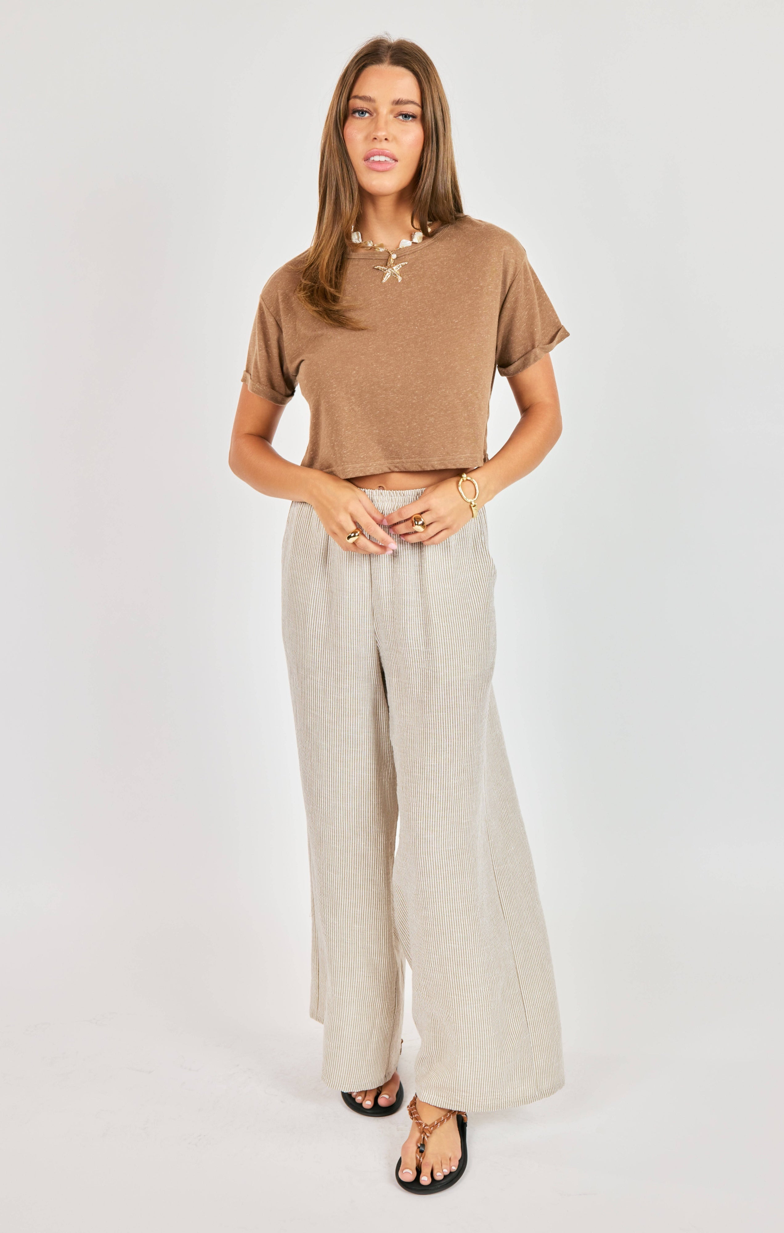 sand toys cropped tee